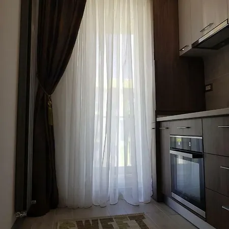 Ranya Alezzi Apartment