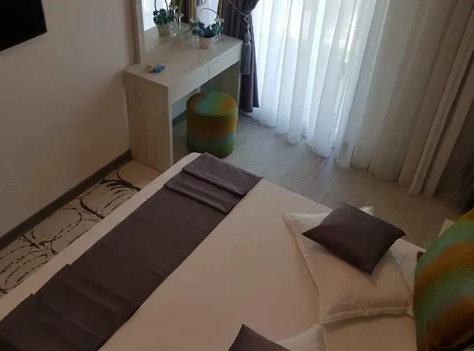 Ranya Alezzi Apartamento Năvodari